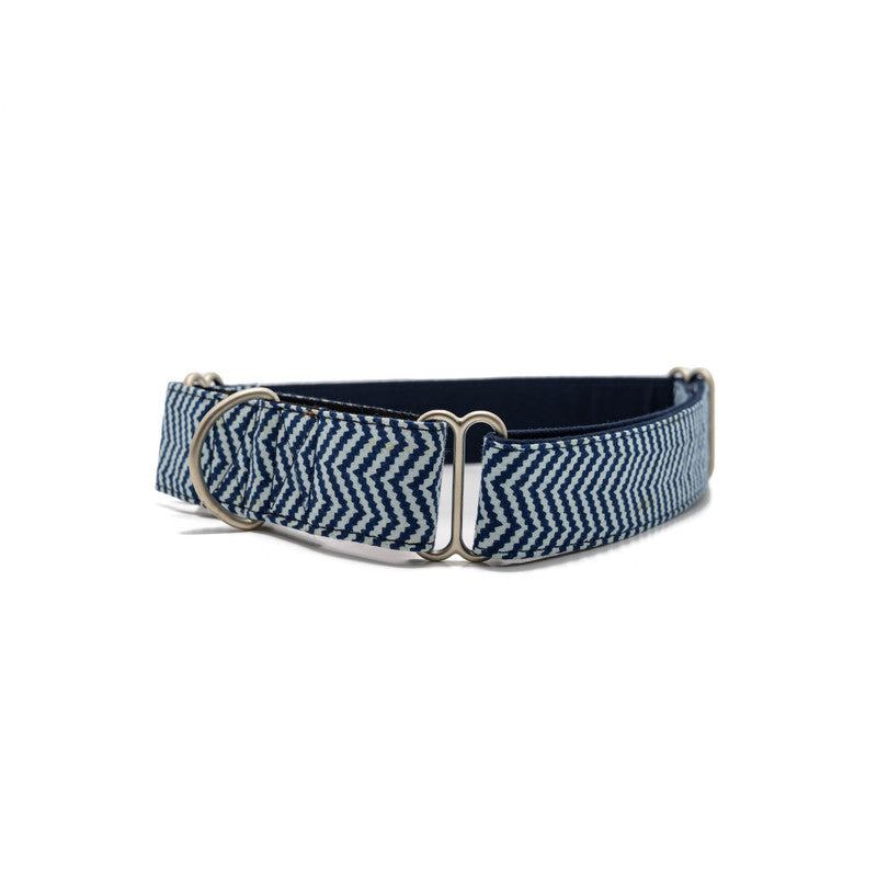 Blue ZigZag Martingale Collar